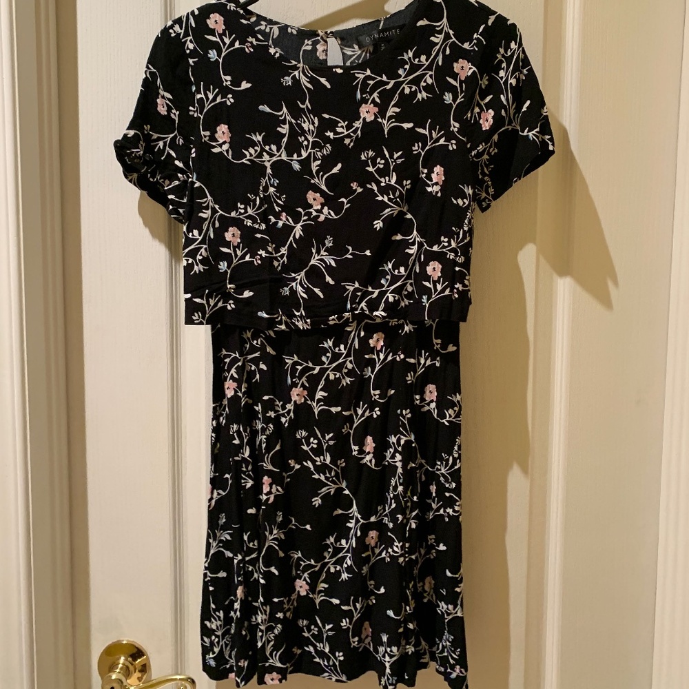 Dynamite Floral Mini Dress/ Size M